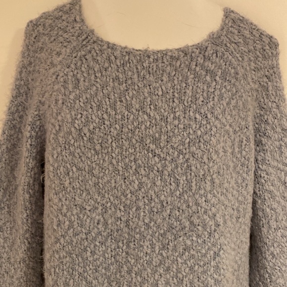 COPY - Light blue buffalo sweater - Picture 2 of 3